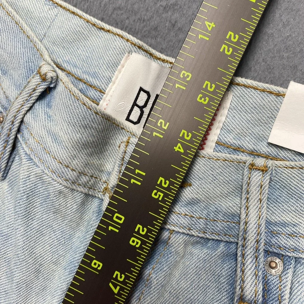 BDG Dad Slim Tapered Fit Jeans Mens 31x32 Blue Light Wash‎ Denim Pants Casual